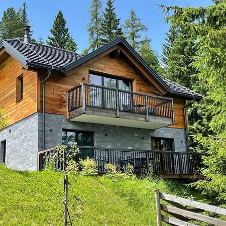 Tomtegl-bergchalet-no-7-mit-privatsauna-infinitypool-kamin-fitnessraum-1500m-seehoehe 別荘 *